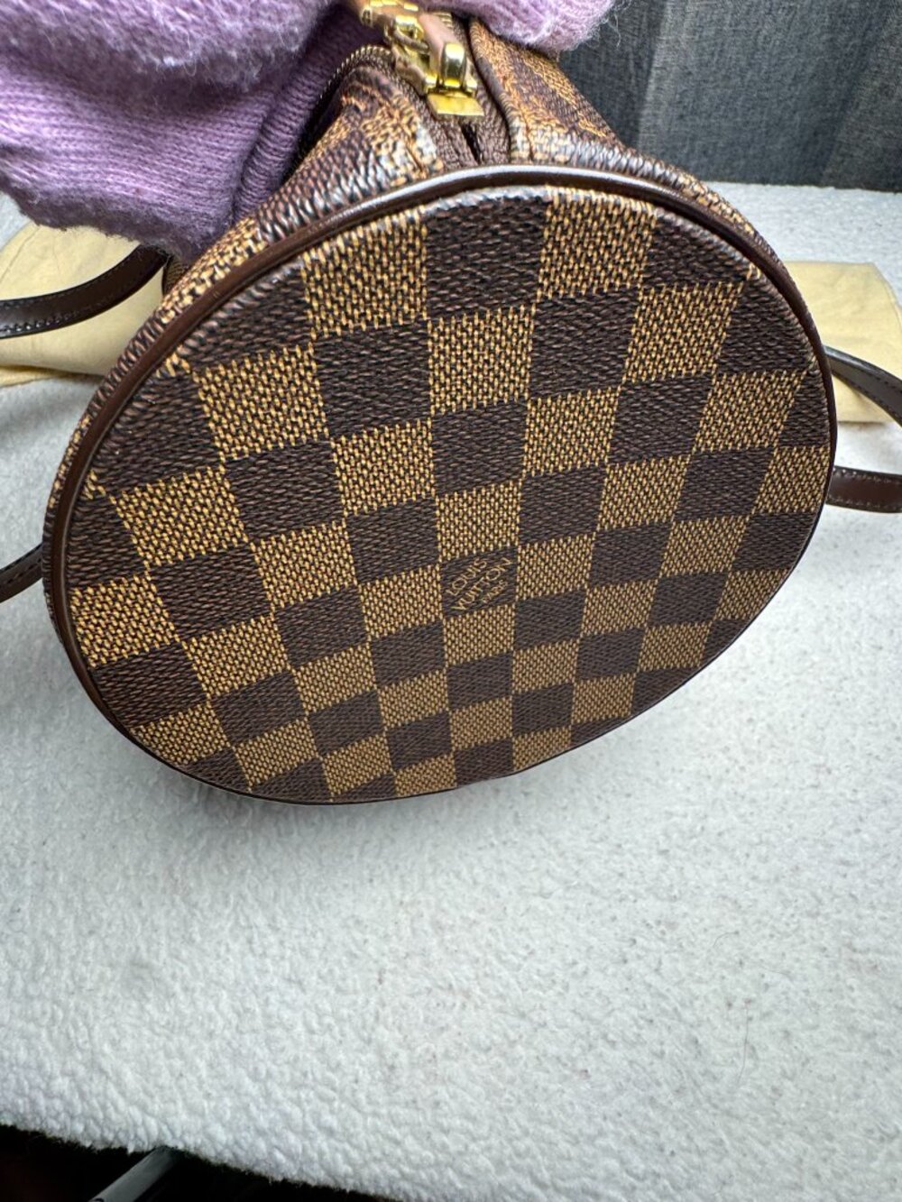 LOUIS VUITTON Authentic Papillon 30 in Damier Ebene - Picture 5 of 14